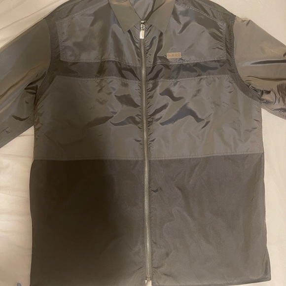 CHRISTIAN DIOR MENS 2019 TECHNICAL FABRIC NYLON WINDBREAKER SIZE 41 - Picture 4 of 10